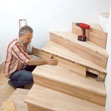 Holztreppe selbst gebaut