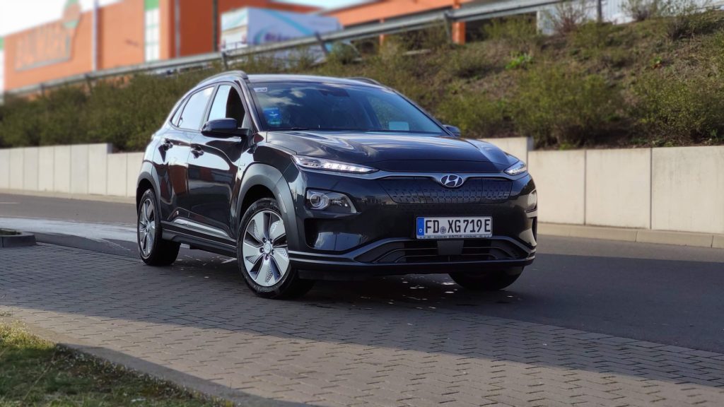 Auto mit E-Kennzeichen